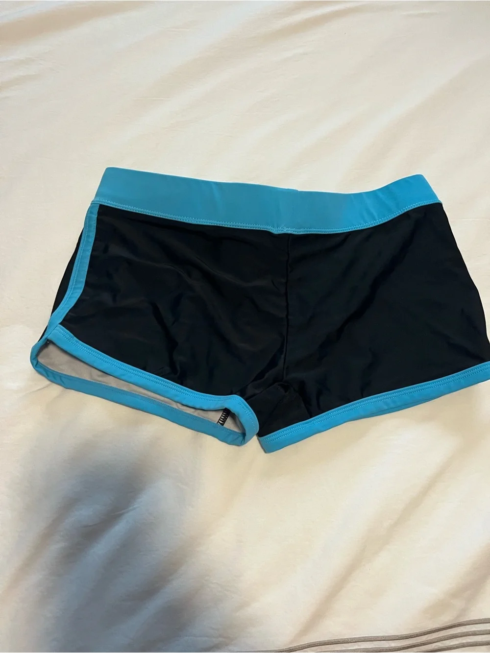 Desmit men’s swim